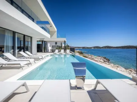 Villa Marvella, 10 pers, piscine et plage privée