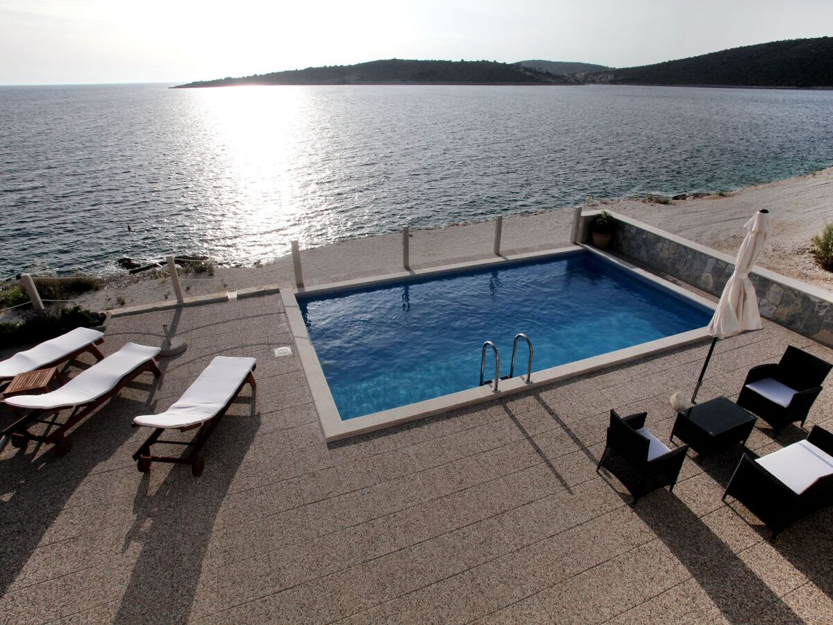 Maison Anamarija : piscine privée à 20 m de la plage - Photo 8