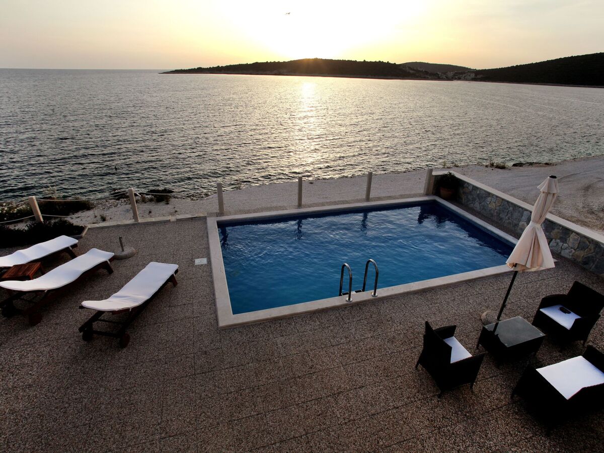 Maison Anamarija : piscine privée à 20 m de la plage - Photo 41