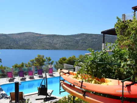 Villa côtière 6 chambres avec piscine chauffée à Marina