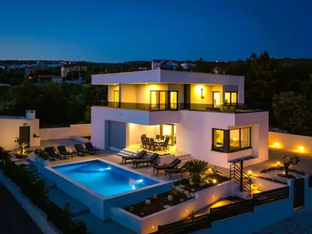 Villa Dolce Vita, maison 8 personnes avec piscine privée à 60 m de la mer