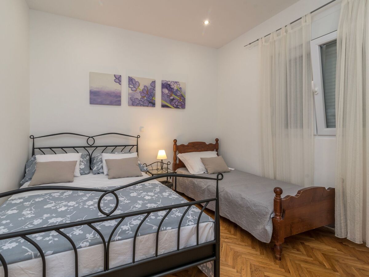 Maison moderne 30 m de la plage à Vinišće - Photo 9