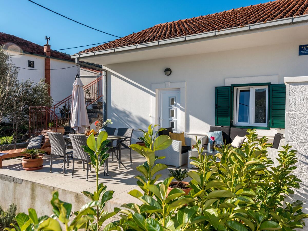 Maison moderne 30 m de la plage à Vinišće - Photo 19