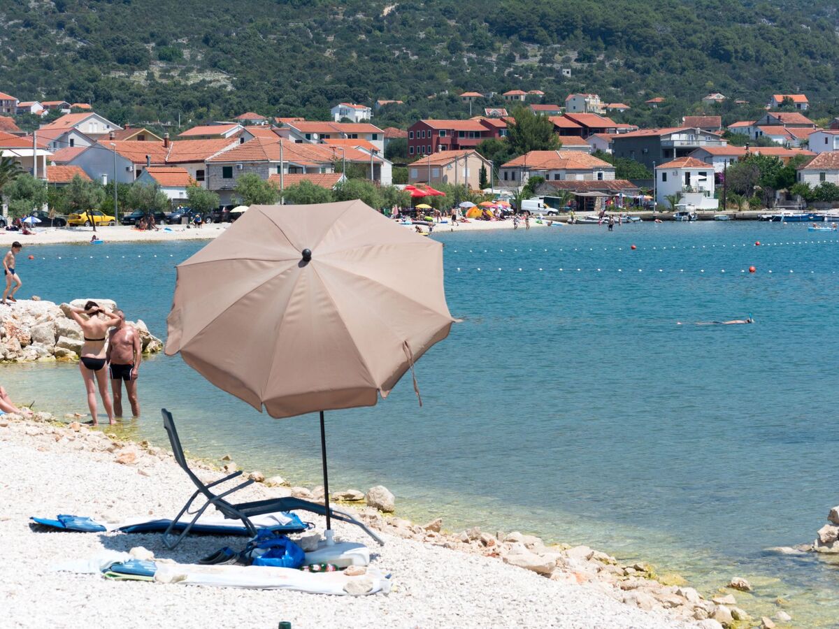 Maison moderne 30 m de la plage à Vinišće - Photo 25