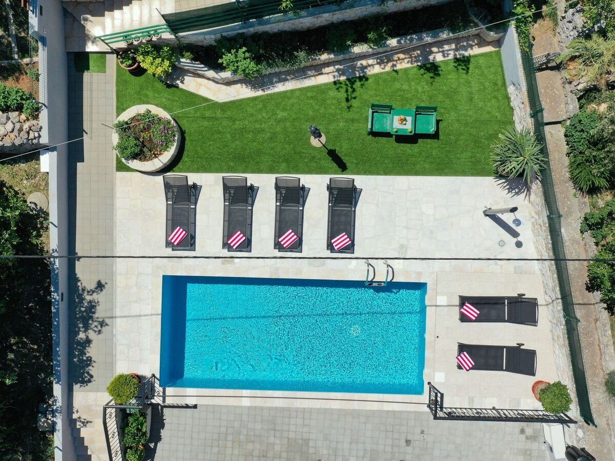 Villa Nina en pierre, accès plage 50 m, Vinišće - Photo 9