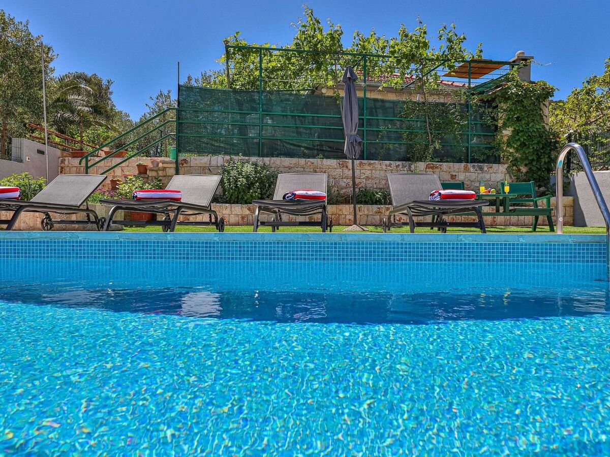 Villa Nina en pierre, accès plage 50 m, Vinišće - Photo 11