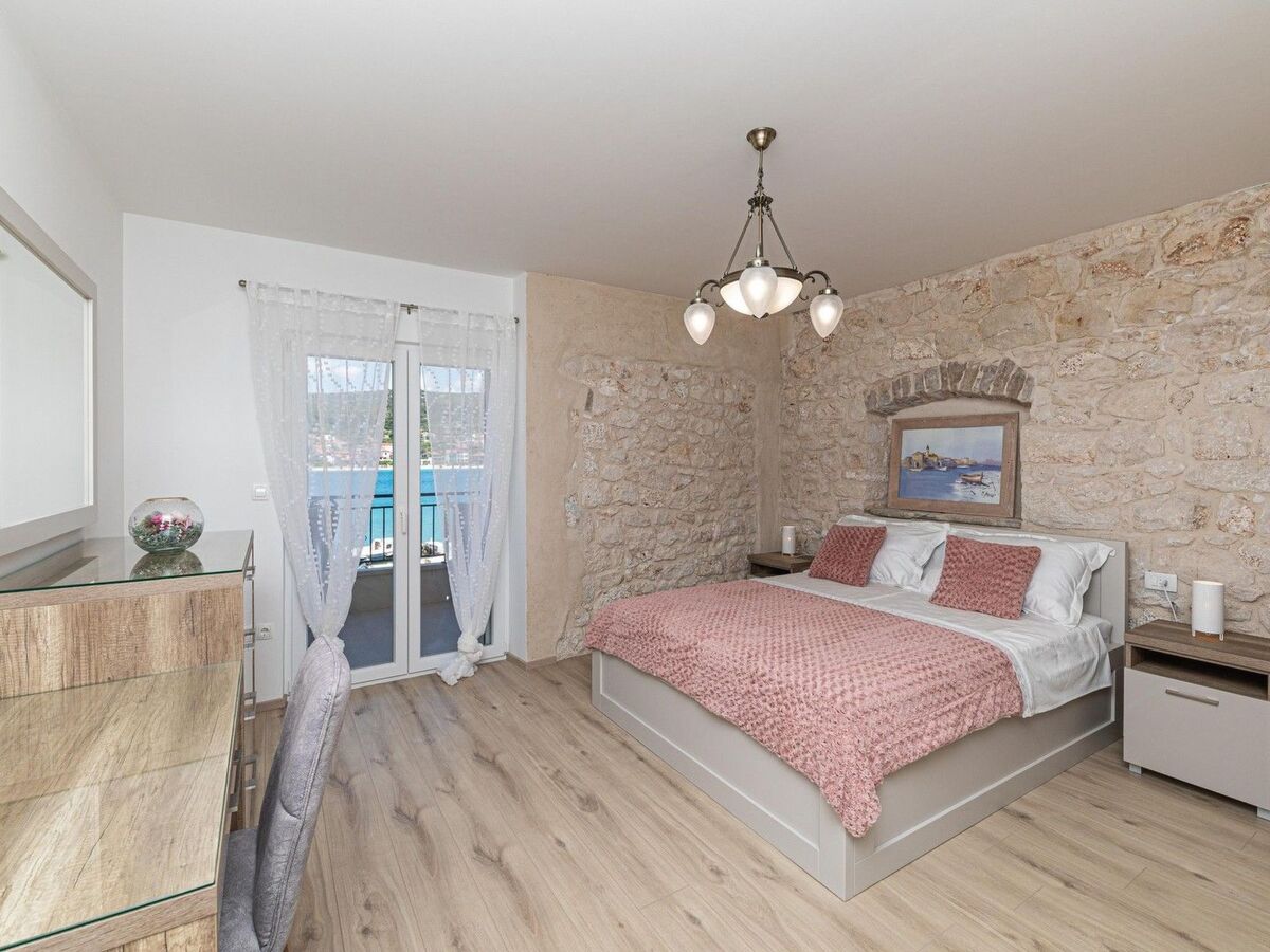 Villa Nina en pierre, accès plage 50 m, Vinišće - Photo 31