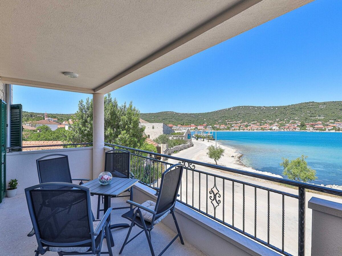Villa Nina en pierre, accès plage 50 m, Vinišće - Photo 39
