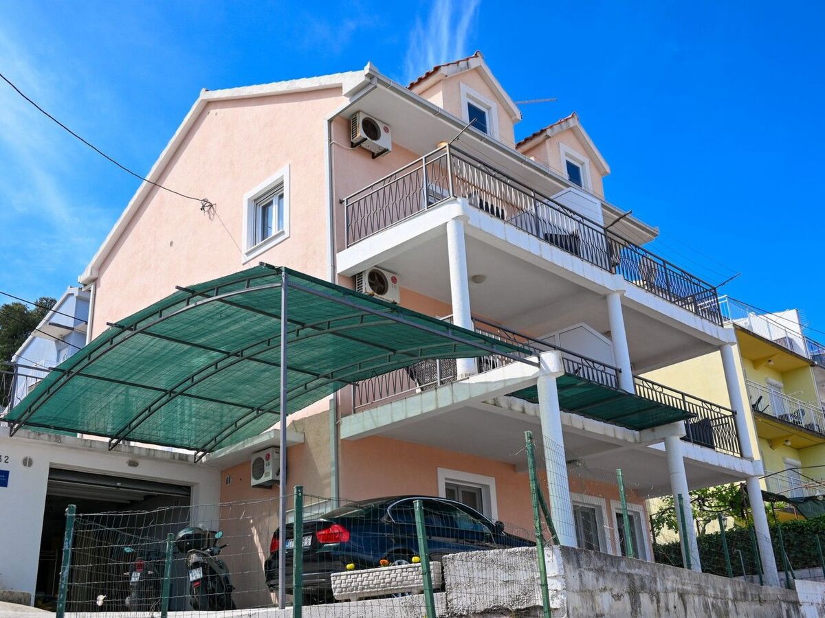Maison 13 pers, 5 chambres à Mastrinka, 200 m de la mer - Photo 3