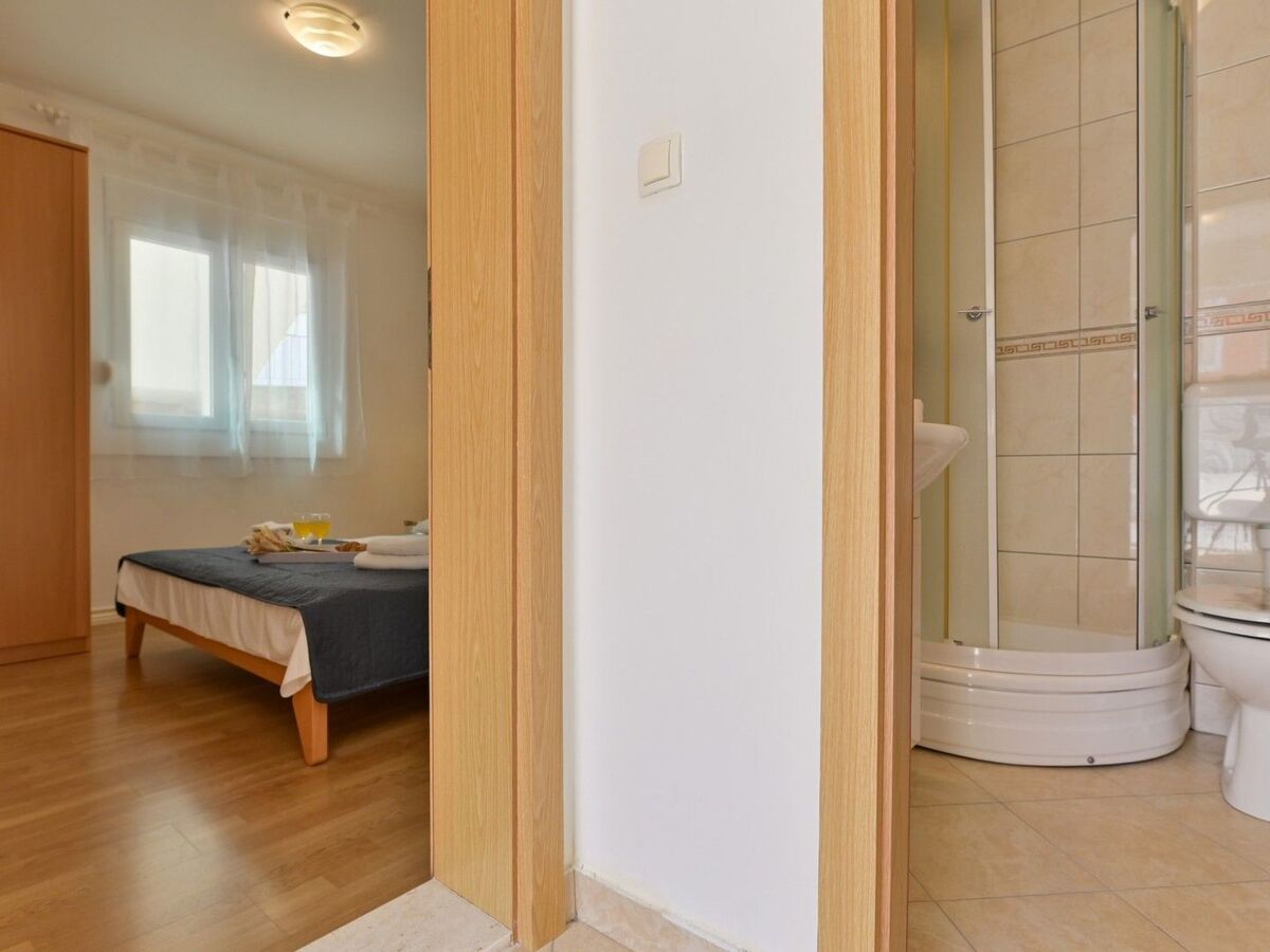 Maison 13 pers, 5 chambres à Mastrinka, 200 m de la mer - Photo 23