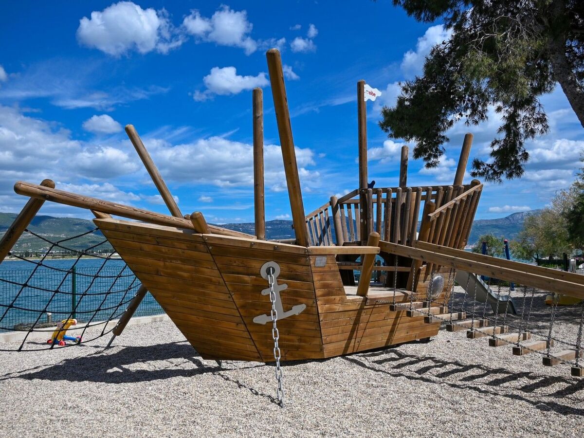 Maison 13 pers, 5 chambres à Mastrinka, 200 m de la mer - Photo 48