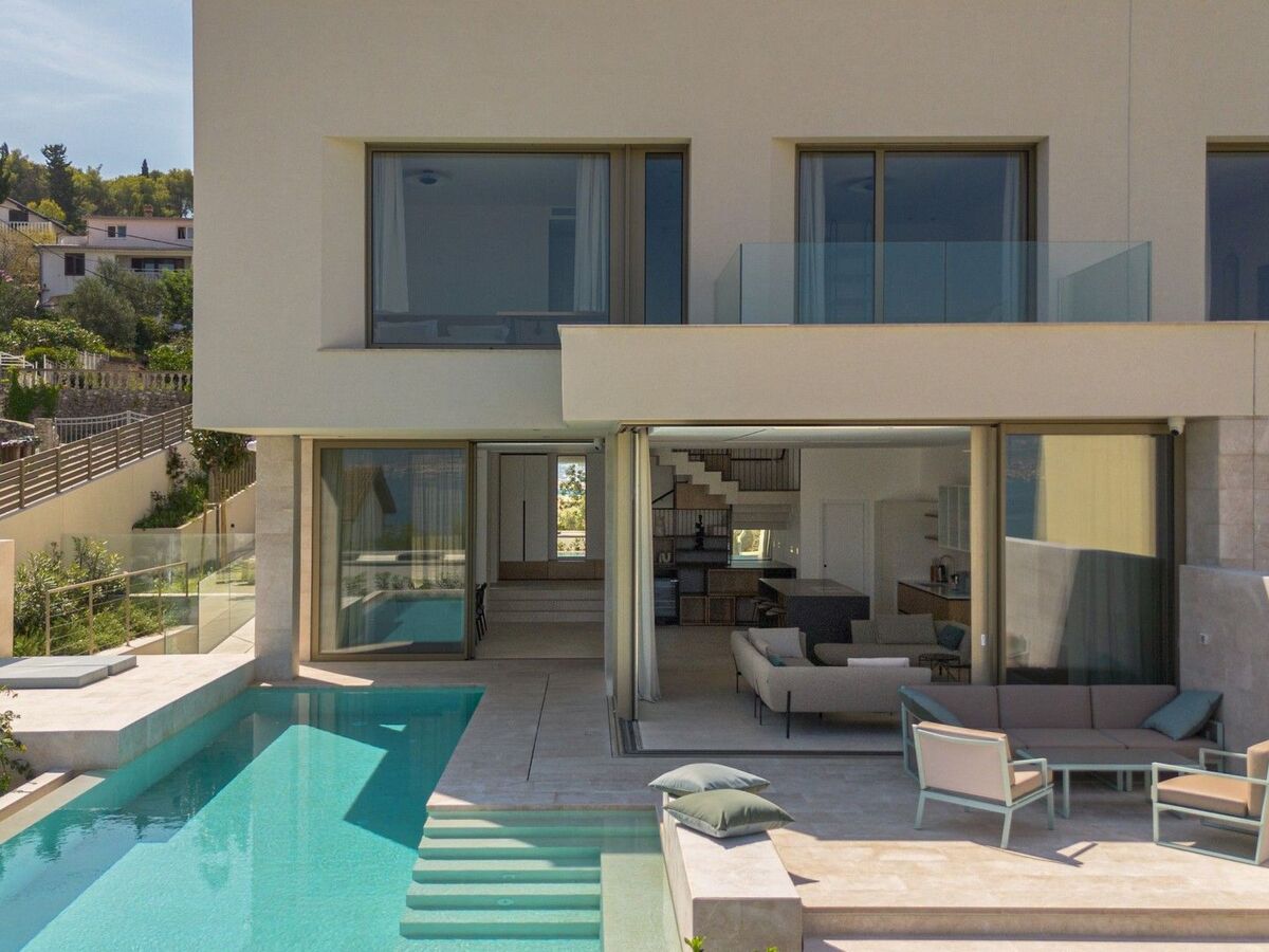 Villa Terra, maison 3 chambres à 30 m de la mer à Trogir - Photo 1