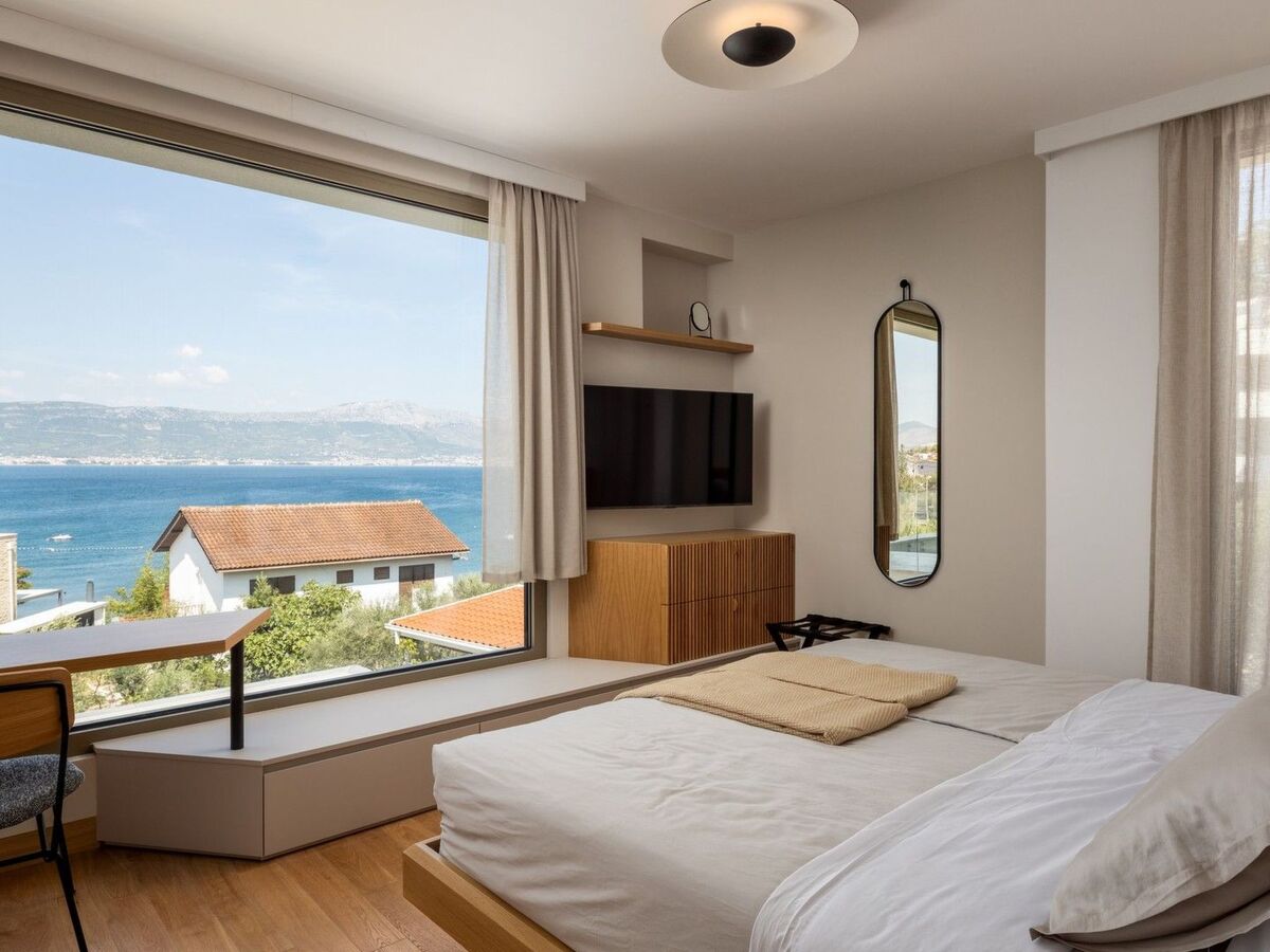 Villa Terra, maison 3 chambres à 30 m de la mer à Trogir - Photo 19