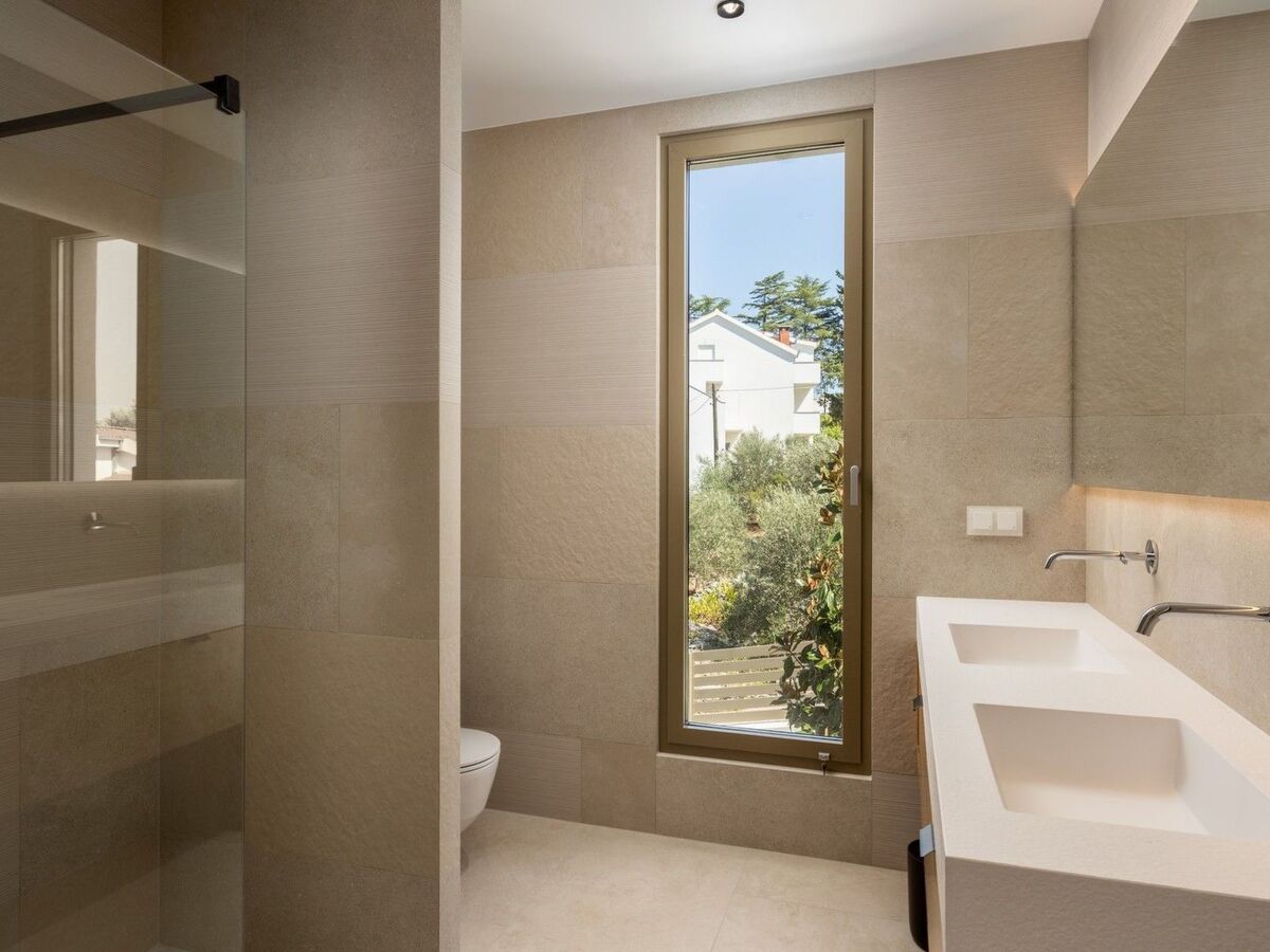 Villa Terra, maison 3 chambres à 30 m de la mer à Trogir - Photo 27