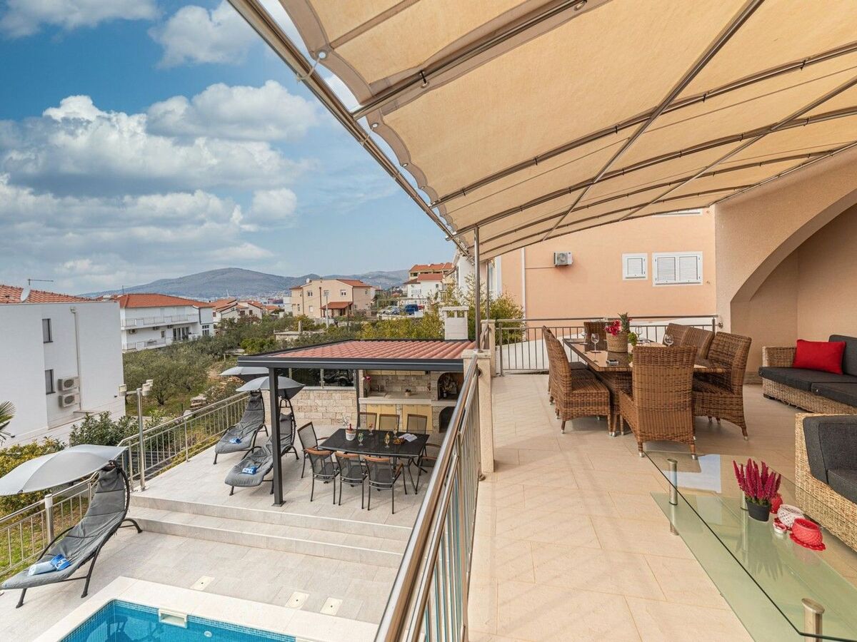 Villa Urban à Trogir : 6 chambres, piscine chauffée privée - Photo 17
