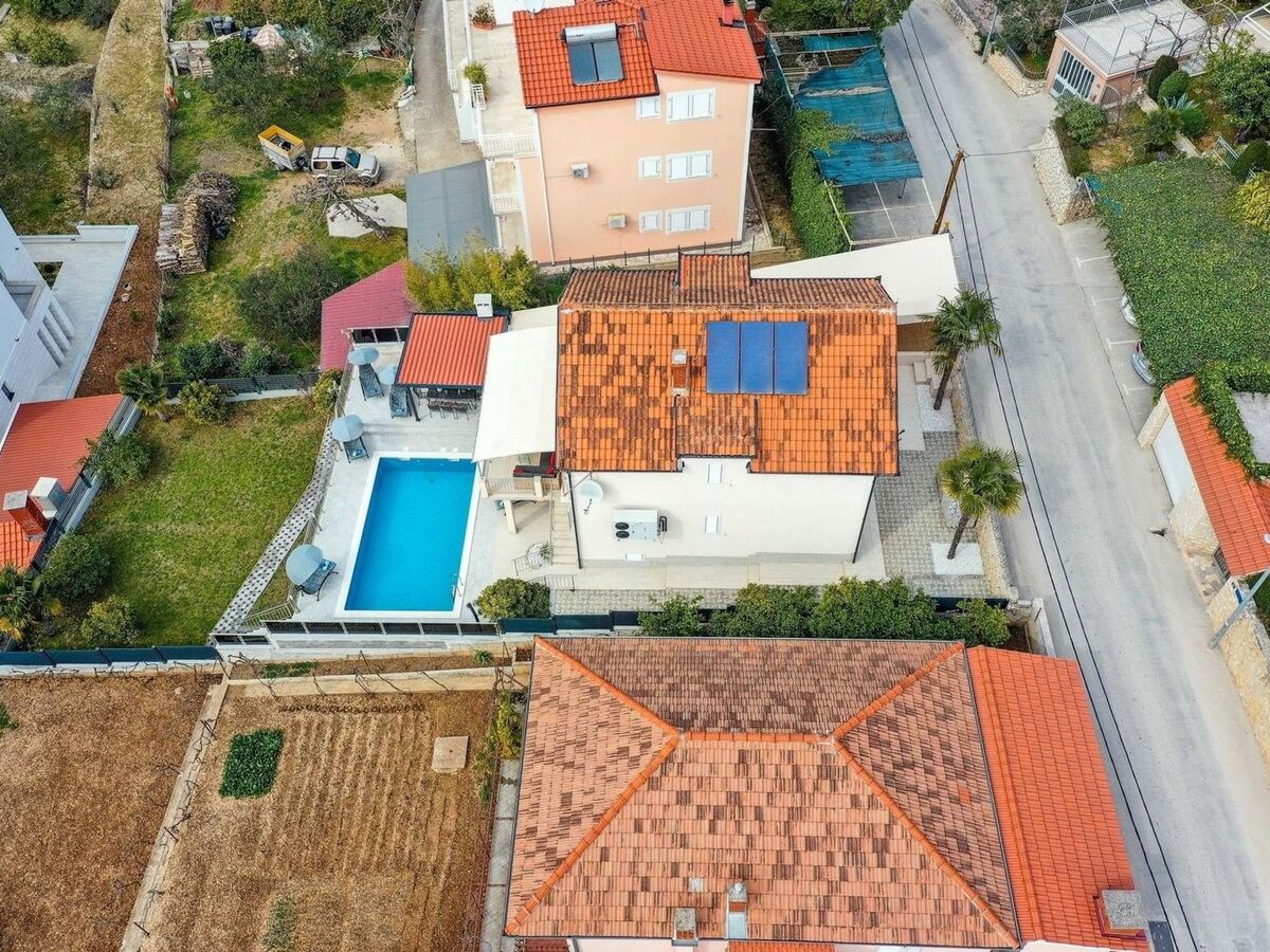 Villa Urban à Trogir : 6 chambres, piscine chauffée privée - Photo 35