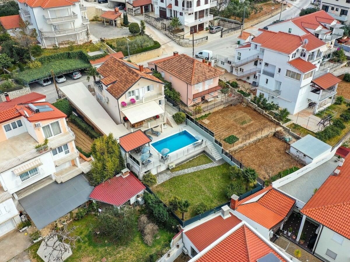 Villa Urban à Trogir : 6 chambres, piscine chauffée privée - Photo 37