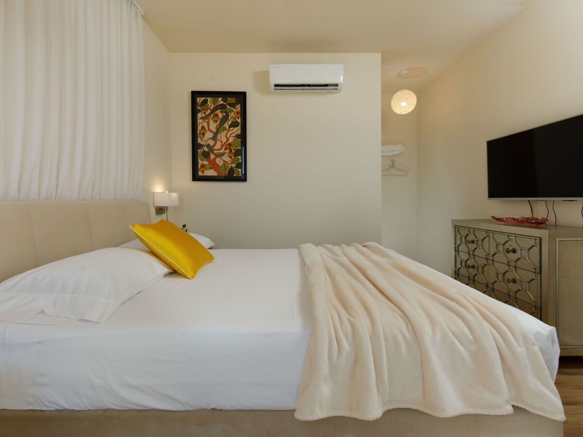 Villa Anadea avec jacuzzi extérieur à Trogir - Photo 19