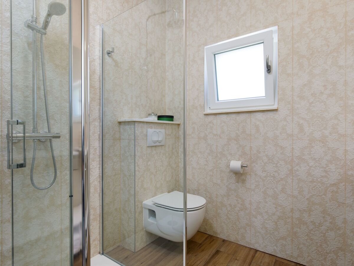 Villa Anadea avec jacuzzi extérieur à Trogir - Photo 31