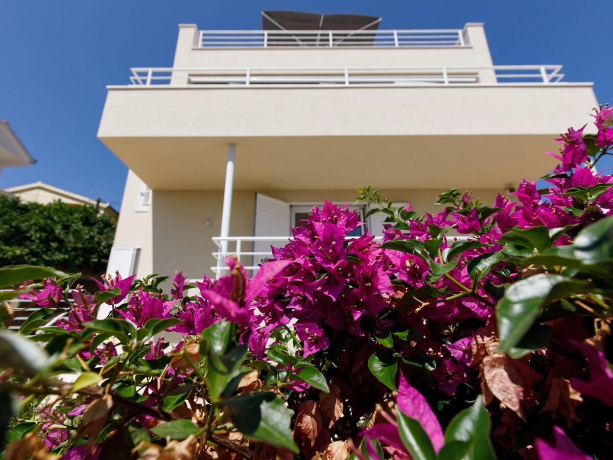 Villa Anadea avec jacuzzi extérieur à Trogir - Photo 45