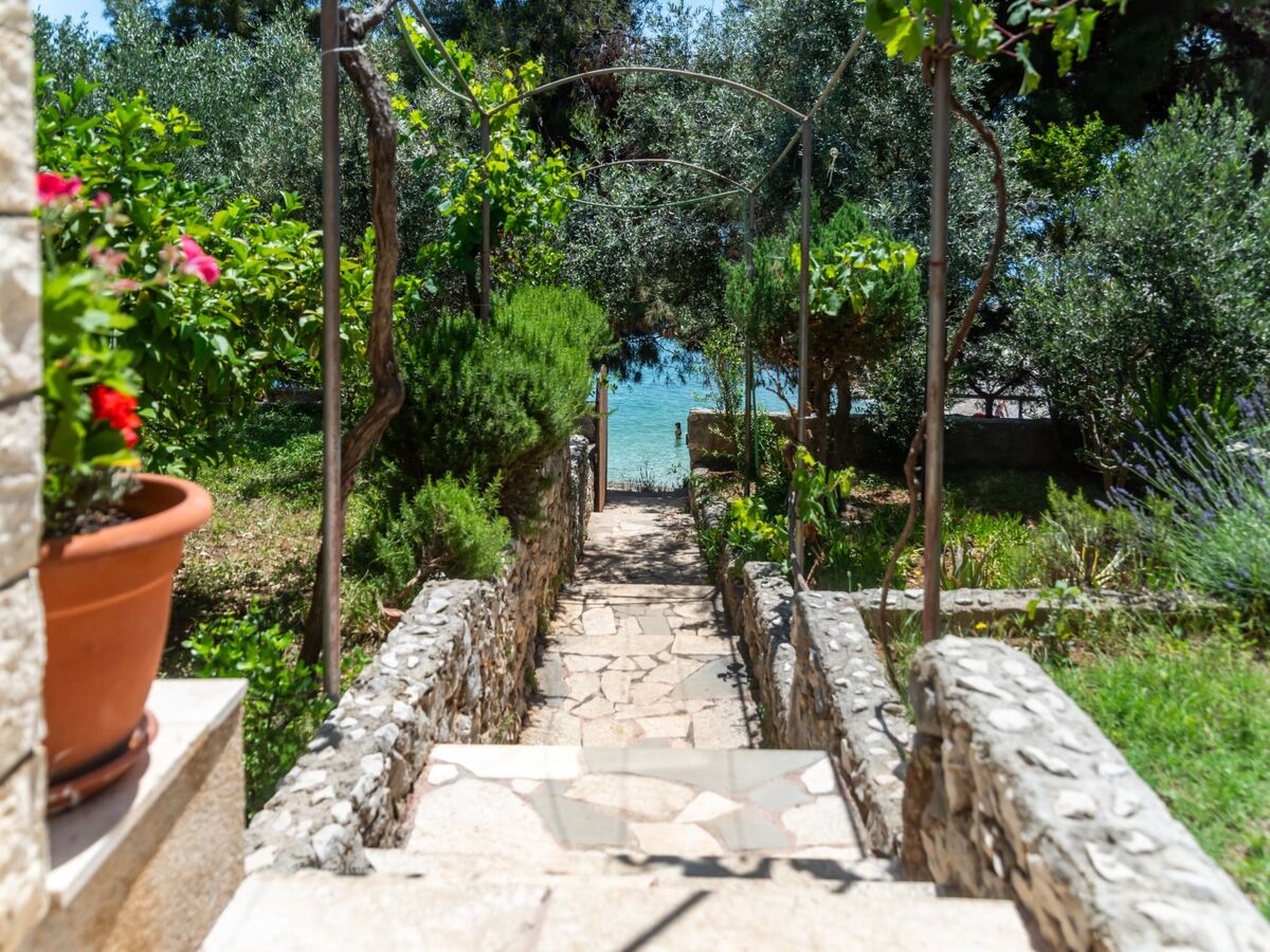 Maison 5 chambres avec vue mer à Okrug Gornji - Photo 30