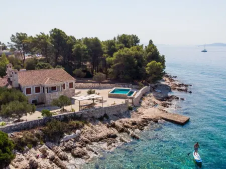 Villa Ocean Dreams : maison 8 pers. à 10 m de la mer