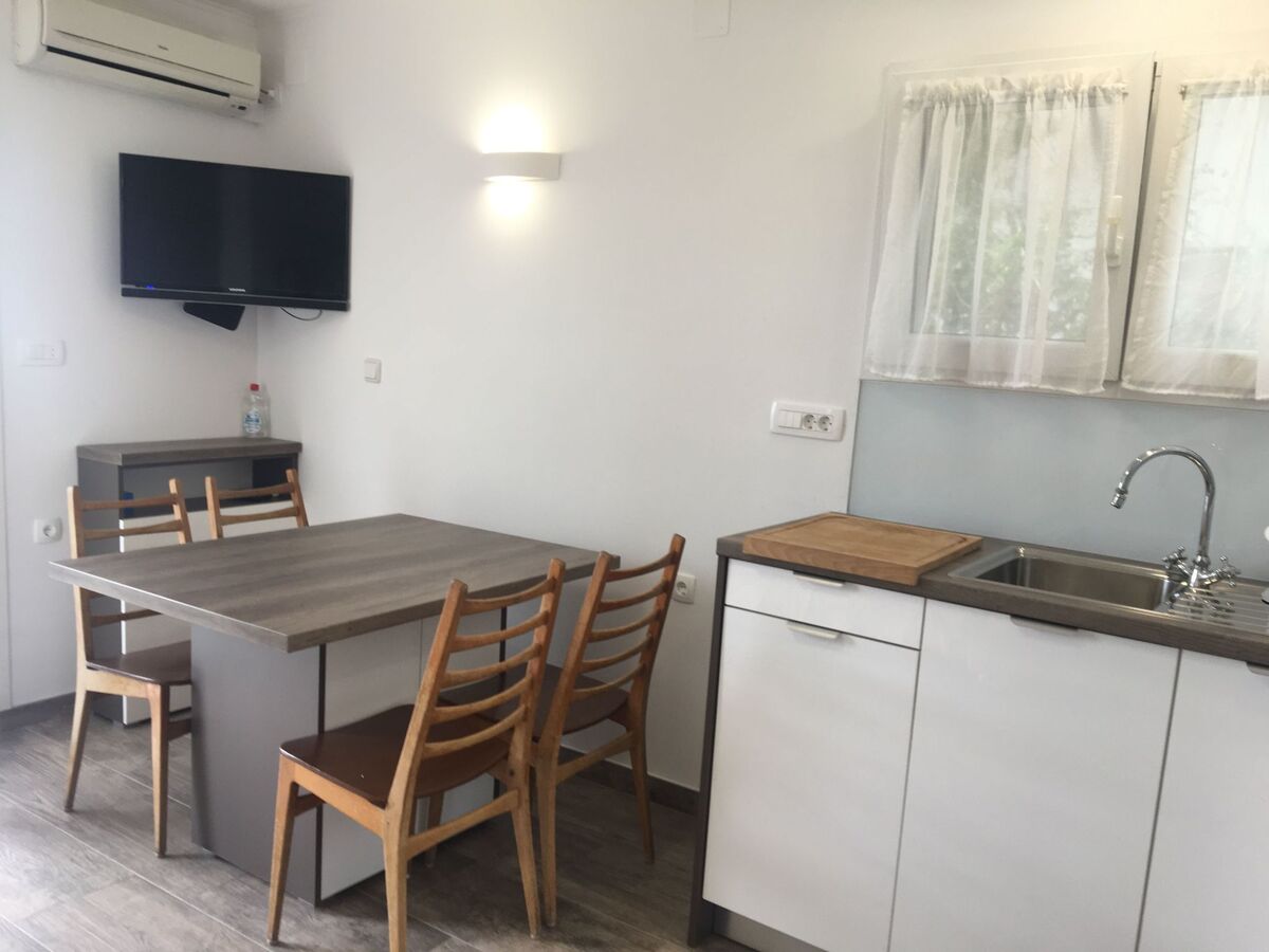 Maison Okrug Donji, parking privé et piscine face à la mer - Photo 35