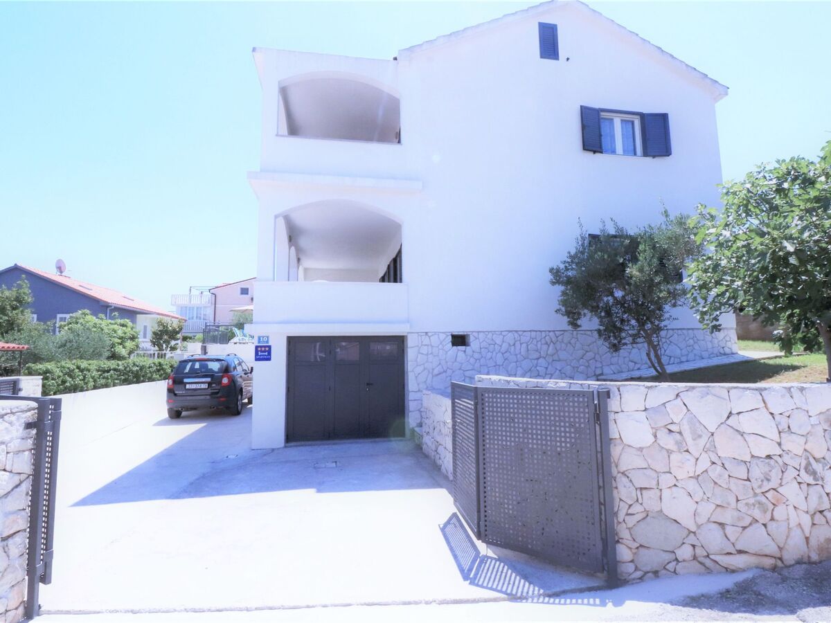 Maison 4 chambres avec piscine chauffée à Okrug Donji - Photo 52