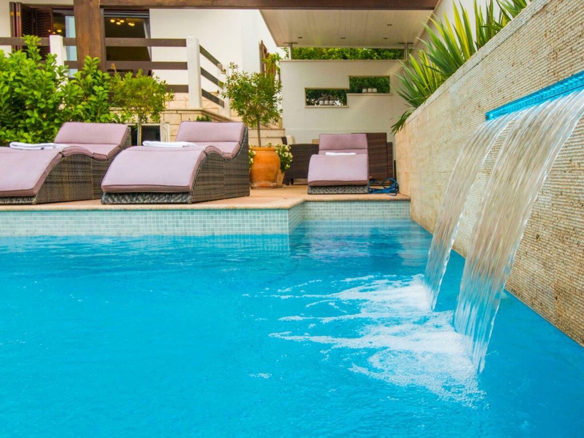 Villa Nia : 6 chambres, piscine chauffée privée 24 m² - Photo 1