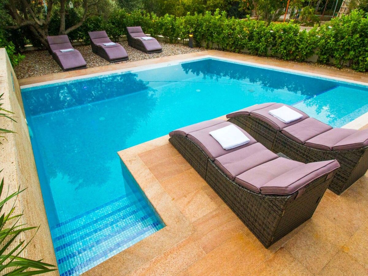 Villa Nia : 6 chambres, piscine chauffée privée 24 m² - Photo 3