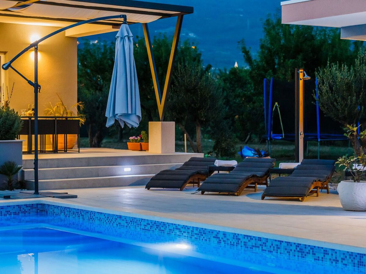 Villa Toni, 12 pers, 5 ch avec piscine privée - Photo 2