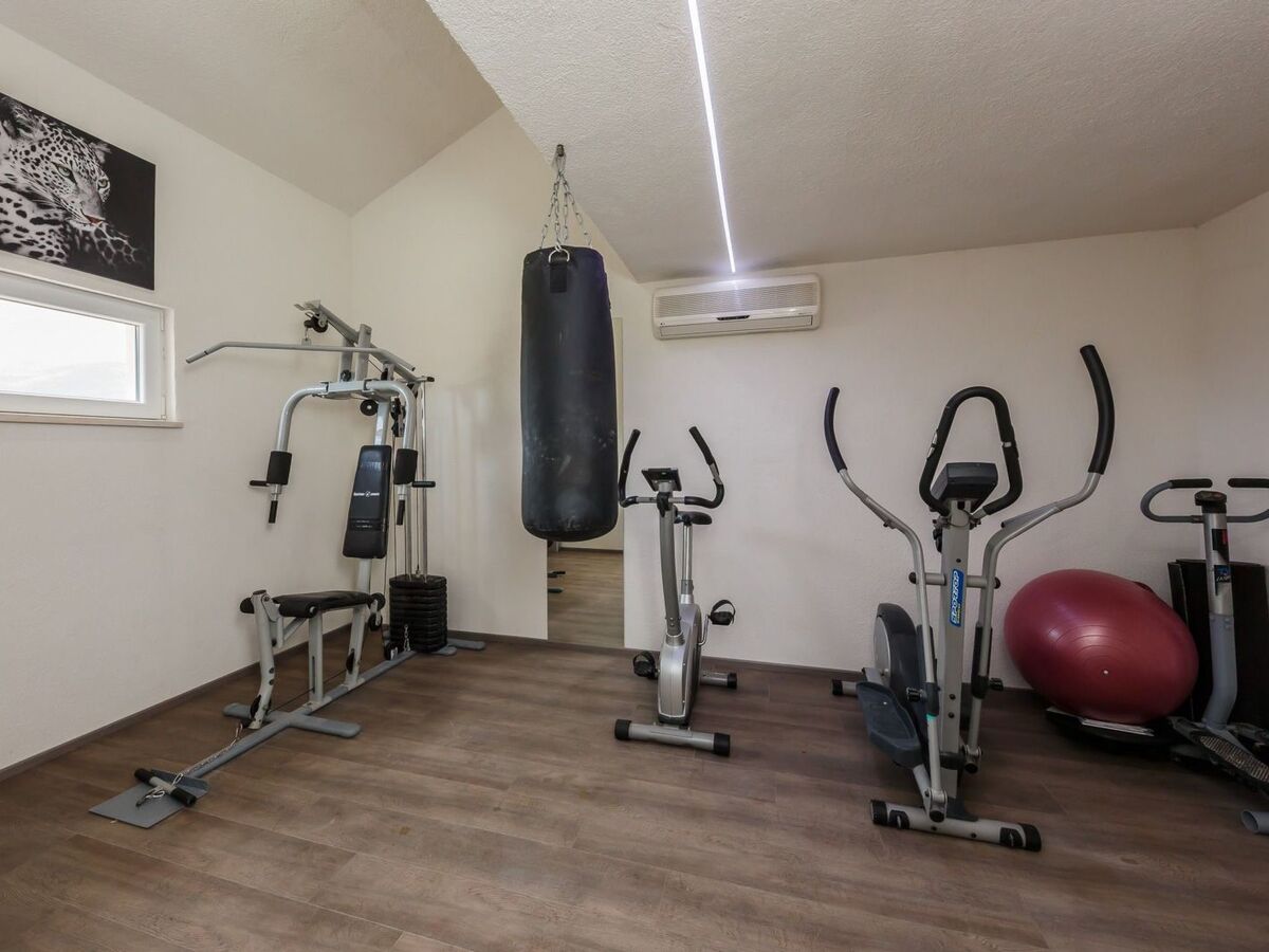 Villa Toni, 12 pers, 5 ch avec piscine privée - Photo 4