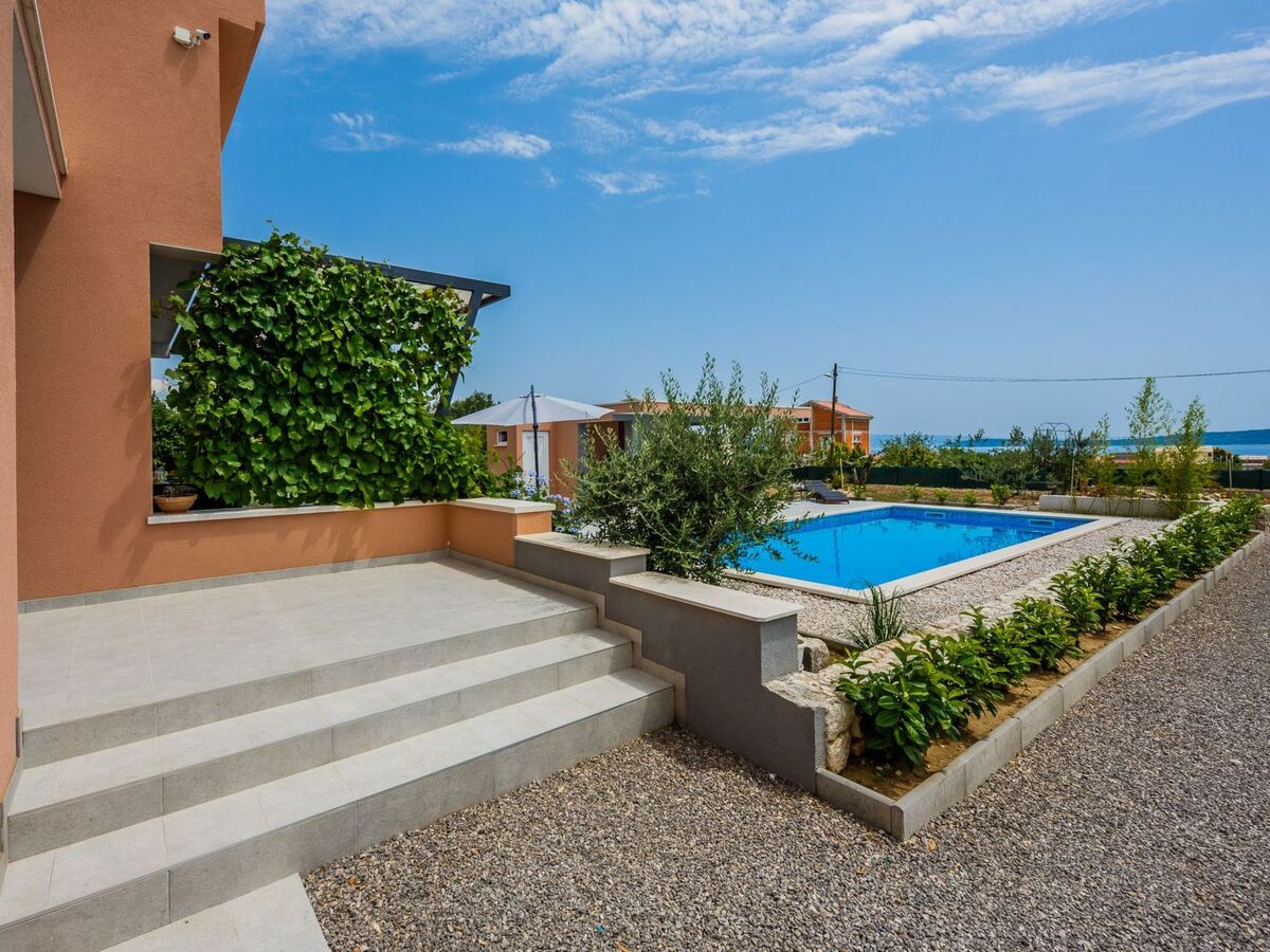 Villa Toni, 12 pers, 5 ch avec piscine privée - Photo 13