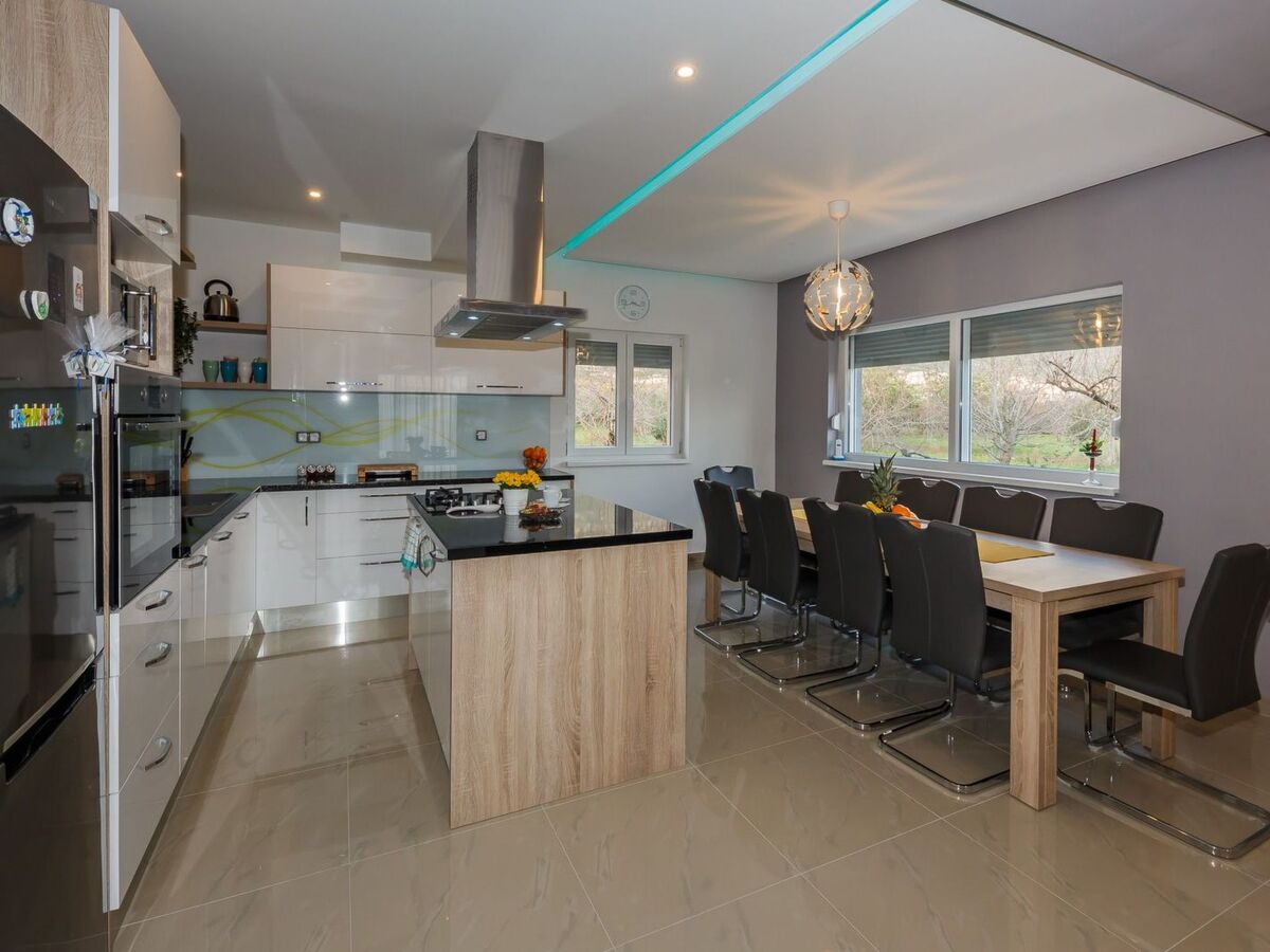 Villa Toni, 12 pers, 5 ch avec piscine privée - Photo 21