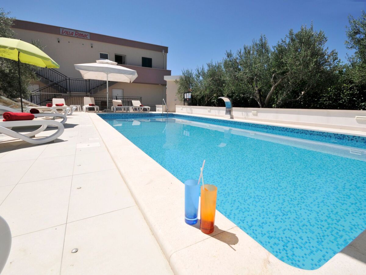Villa Rimac : maison 7 chambres avec piscine intérieure à Kaštel Novi - Photo 14