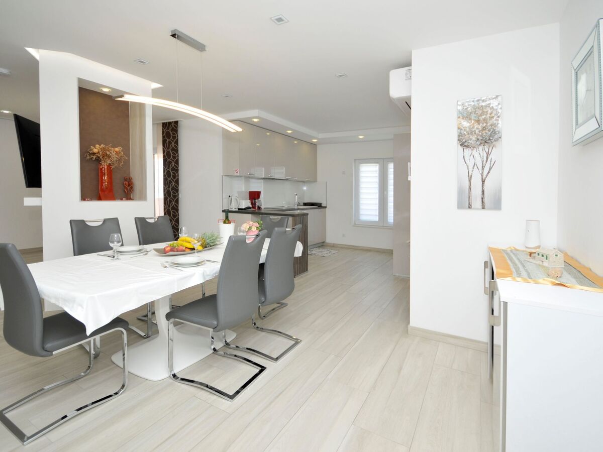 Villa Rimac : maison 7 chambres avec piscine intérieure à Kaštel Novi - Photo 37