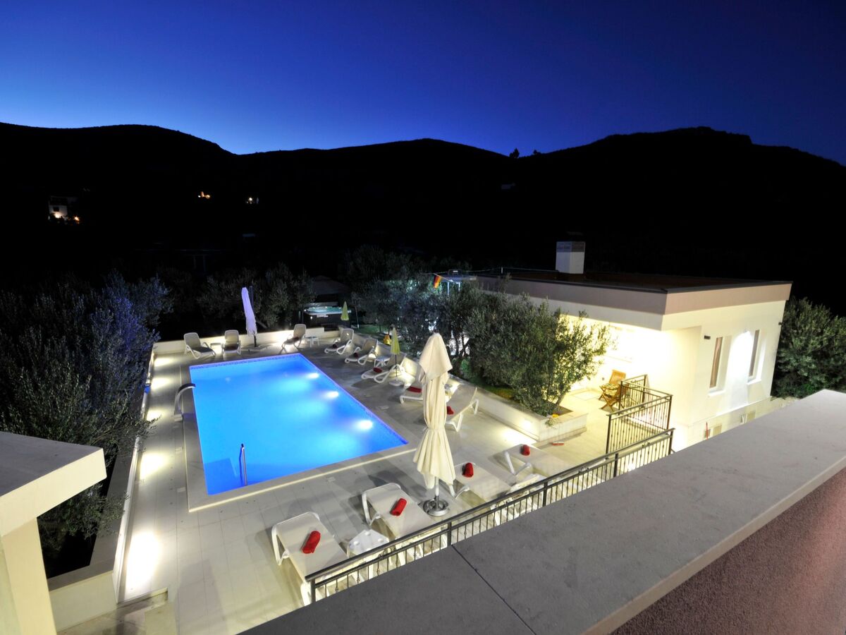 Villa Rimac : maison 7 chambres avec piscine intérieure à Kaštel Novi - Photo 44