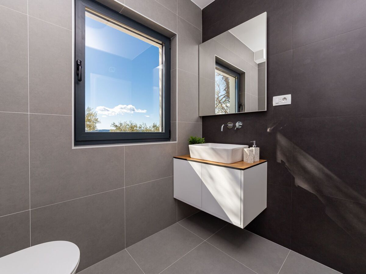 Maison 4 chambres avec piscine privée à Kaštel Lukšić - Photo 21