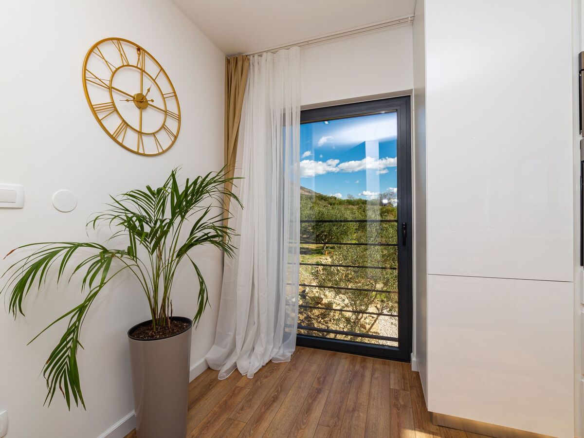Maison 4 chambres avec piscine privée à Kaštel Lukšić - Photo 25