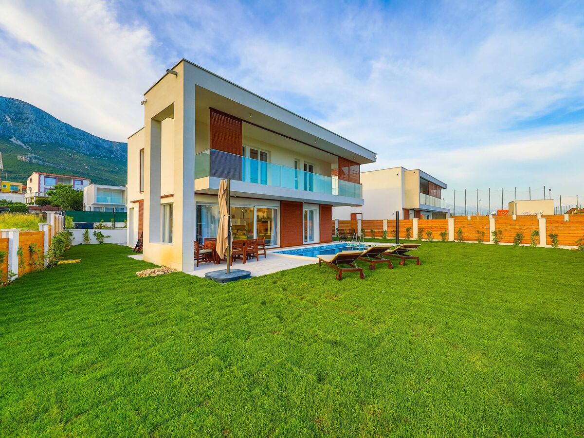 Villa Ingrid avec piscine chauffée à Kaštel Gomilica - Photo 6