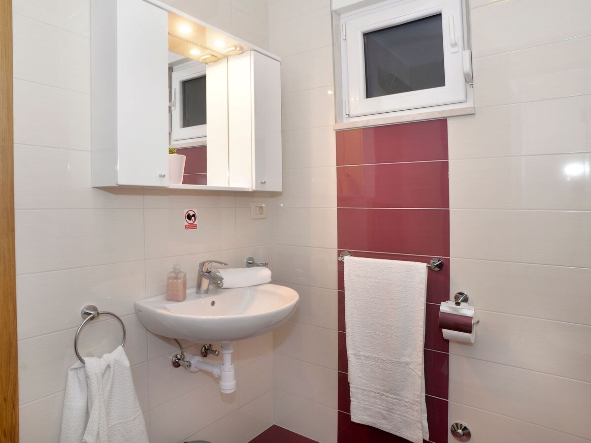 Maison avec piscine privée chauffée à Kaštel Gomilica - Photo 42