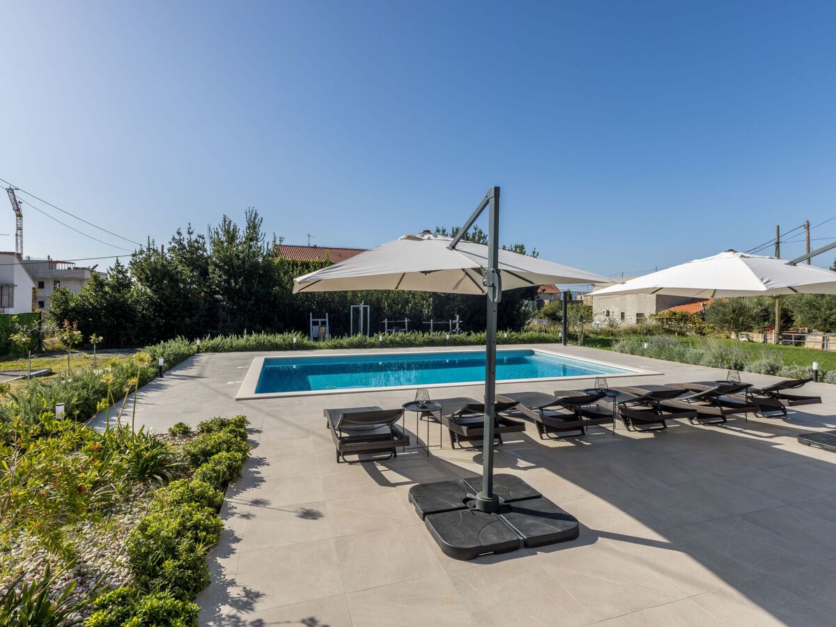 Villa Perkov – Maison 6 chambres avec piscine à Dragovode - Photo 8