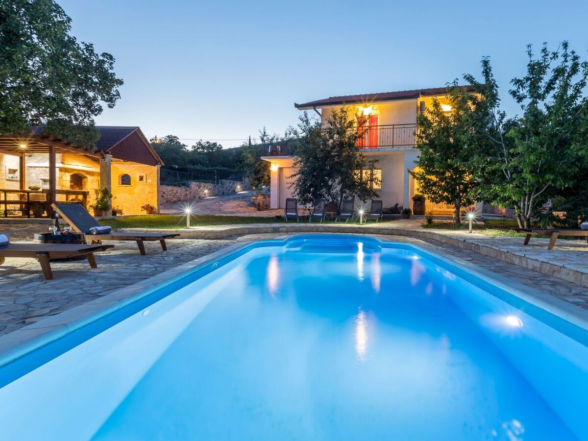 Villa Podrugovi Dvori – Maison avec piscine privée - Photo 1