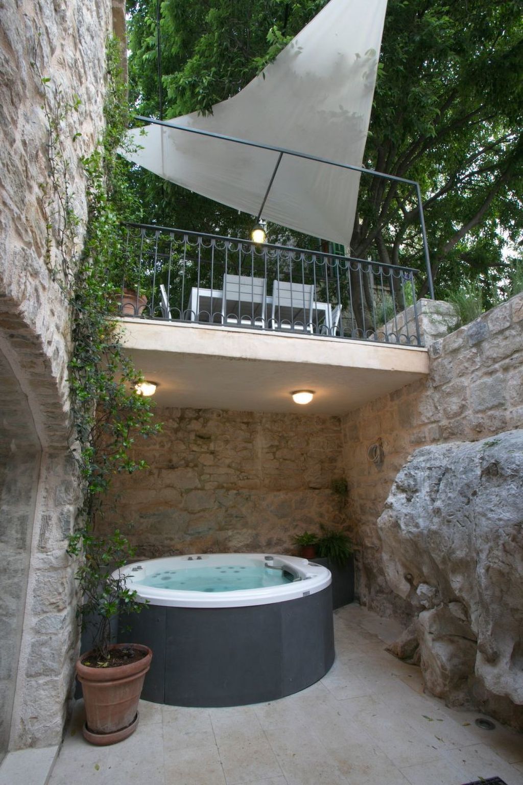 Maison dalmate avec jacuzzi à Dragovode - Photo 3