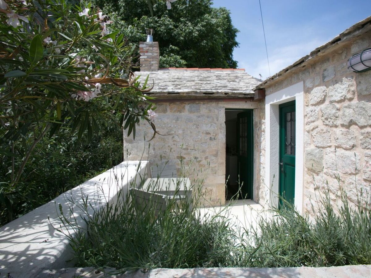 Maison dalmate avec jacuzzi à Dragovode - Photo 11