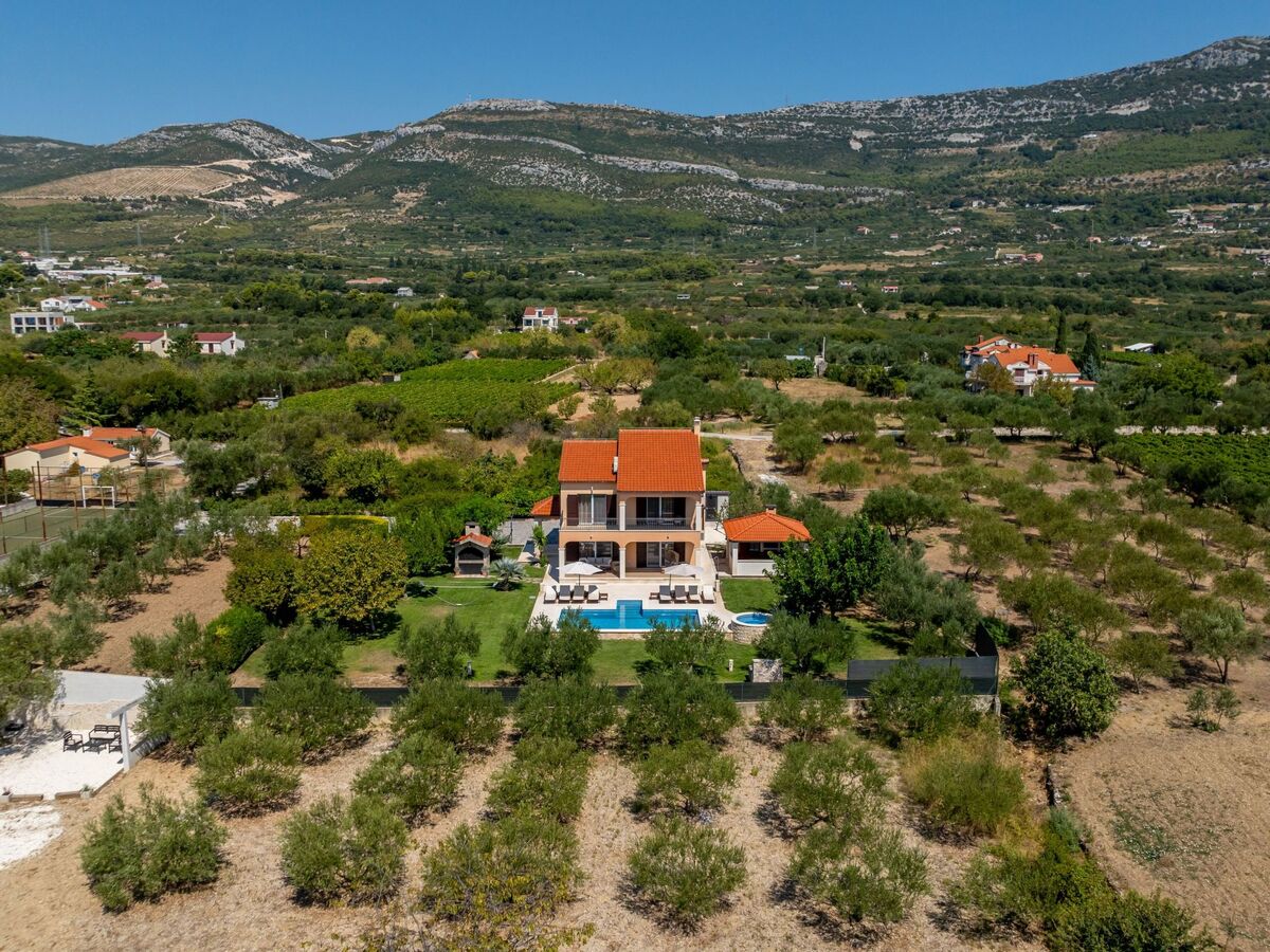 Villa 5 chambres avec piscine privée à Dragovode - Photo 2