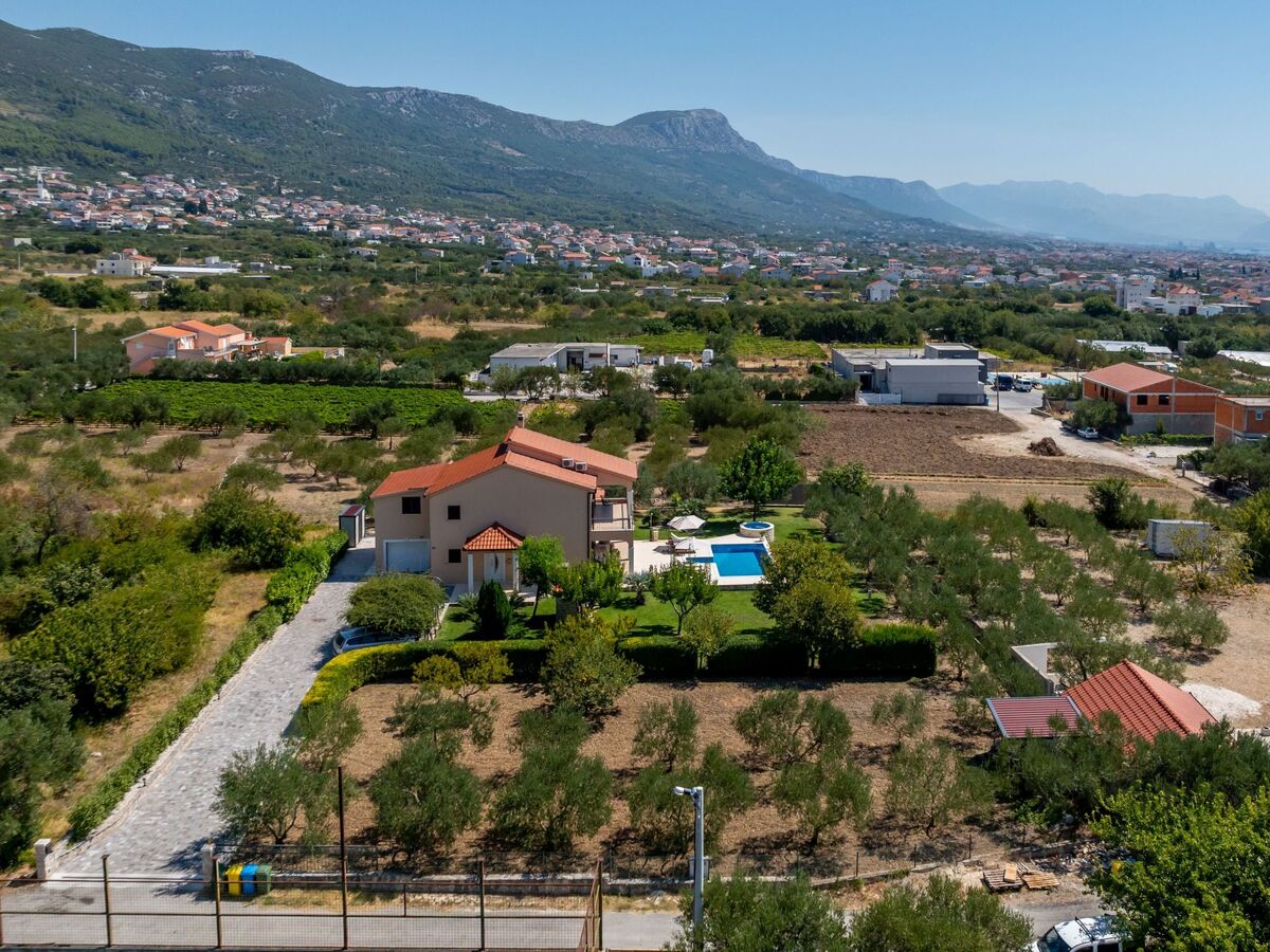 Villa 5 chambres avec piscine privée à Dragovode - Photo 4