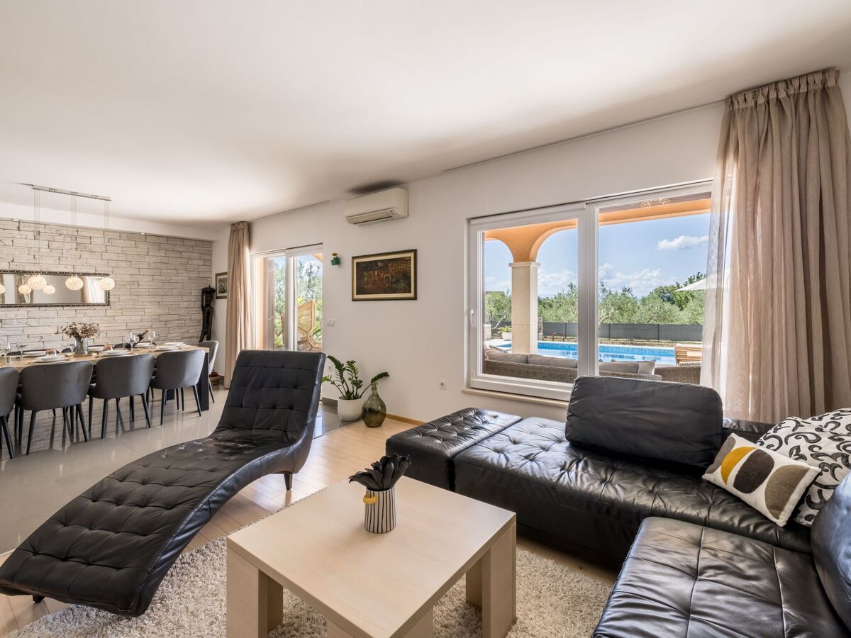 Villa 5 chambres avec piscine privée à Dragovode - Photo 25