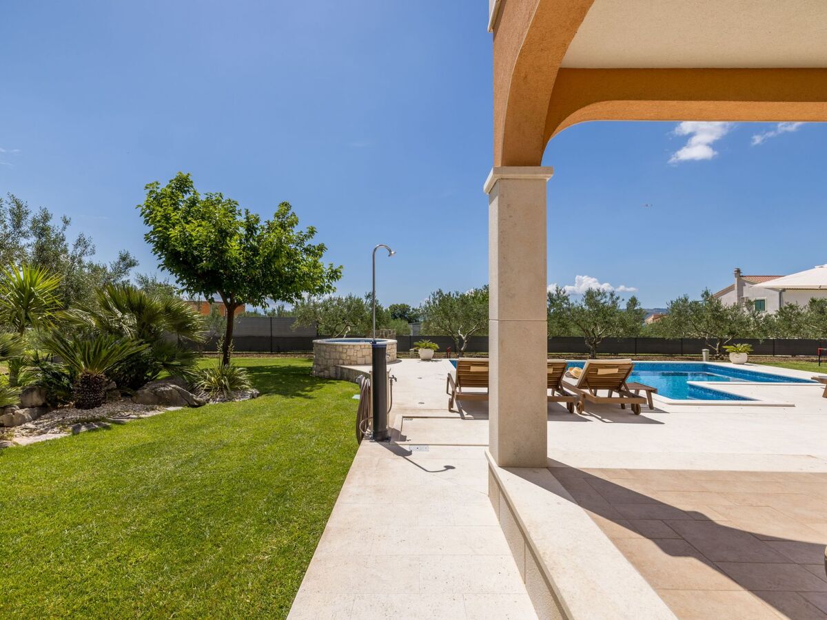 Villa 5 chambres avec piscine privée à Dragovode - Photo 69