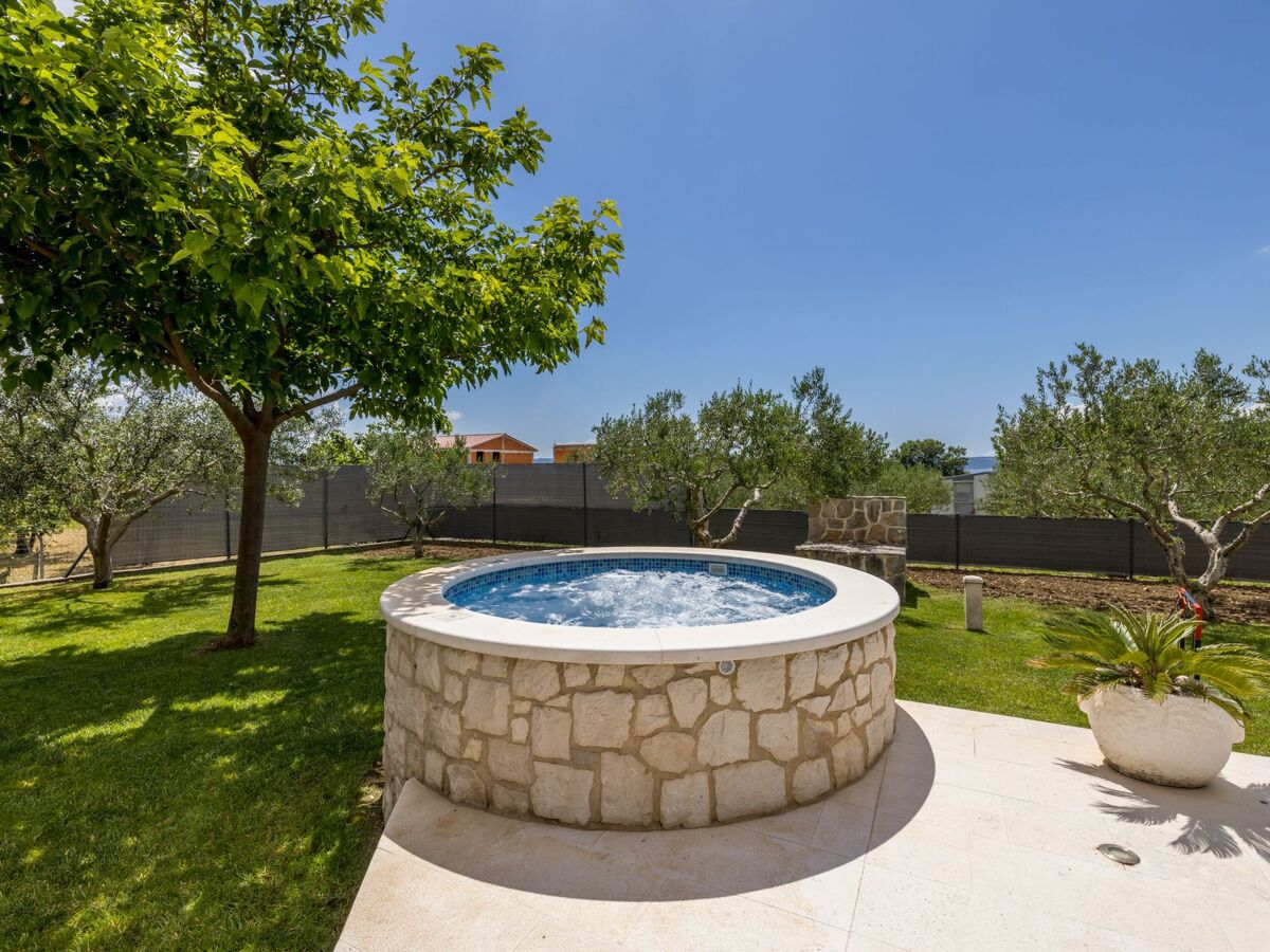 Villa 5 chambres avec piscine privée à Dragovode - Photo 81